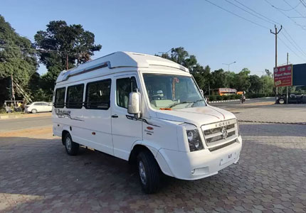 17 Seater Tempo Traveller Rental